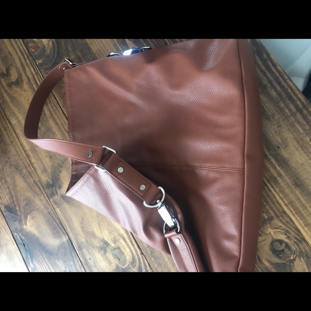 Thirty one jewel purse brown